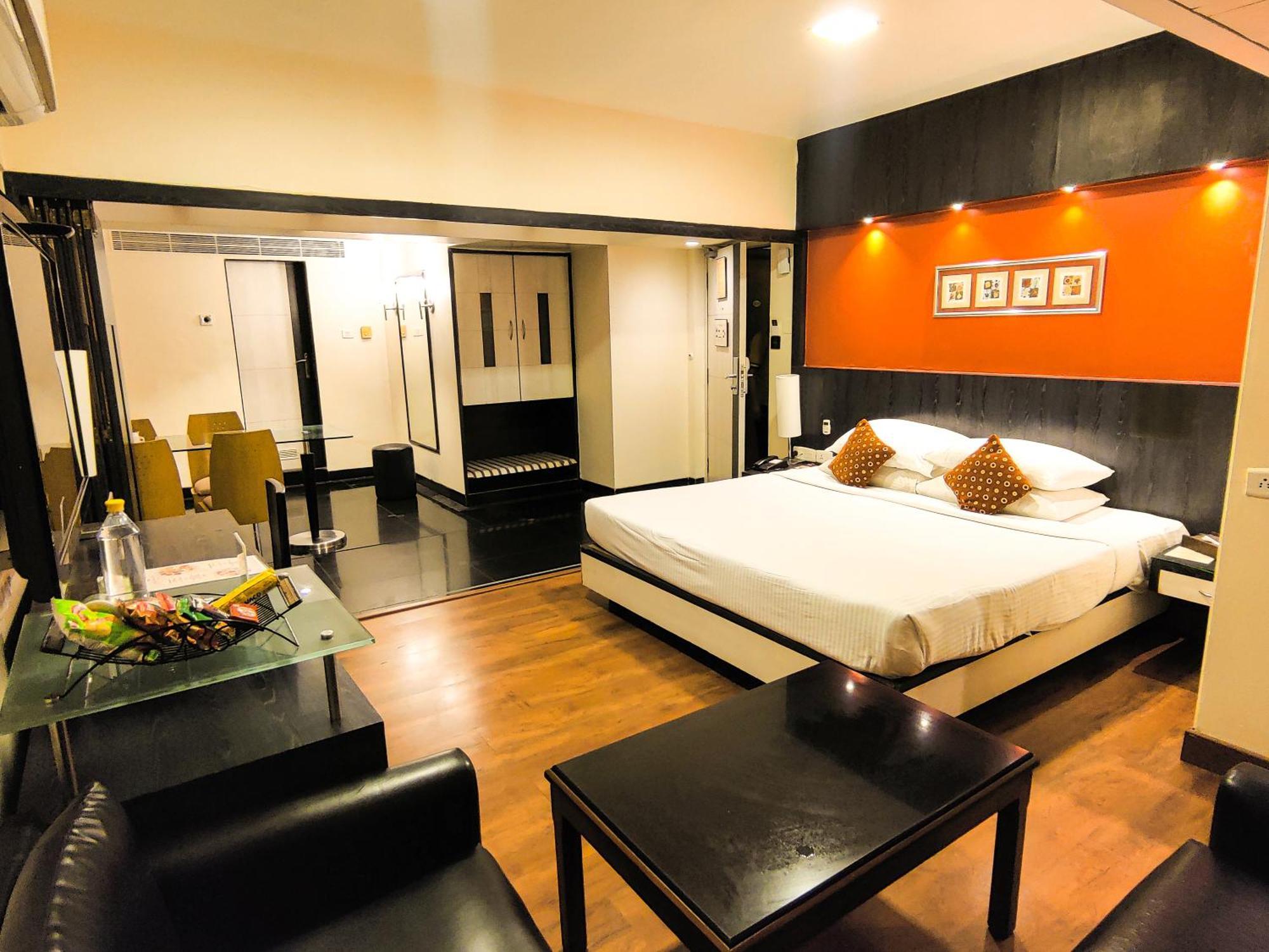 Ramee Guestline Hotel Khar, Mumbai