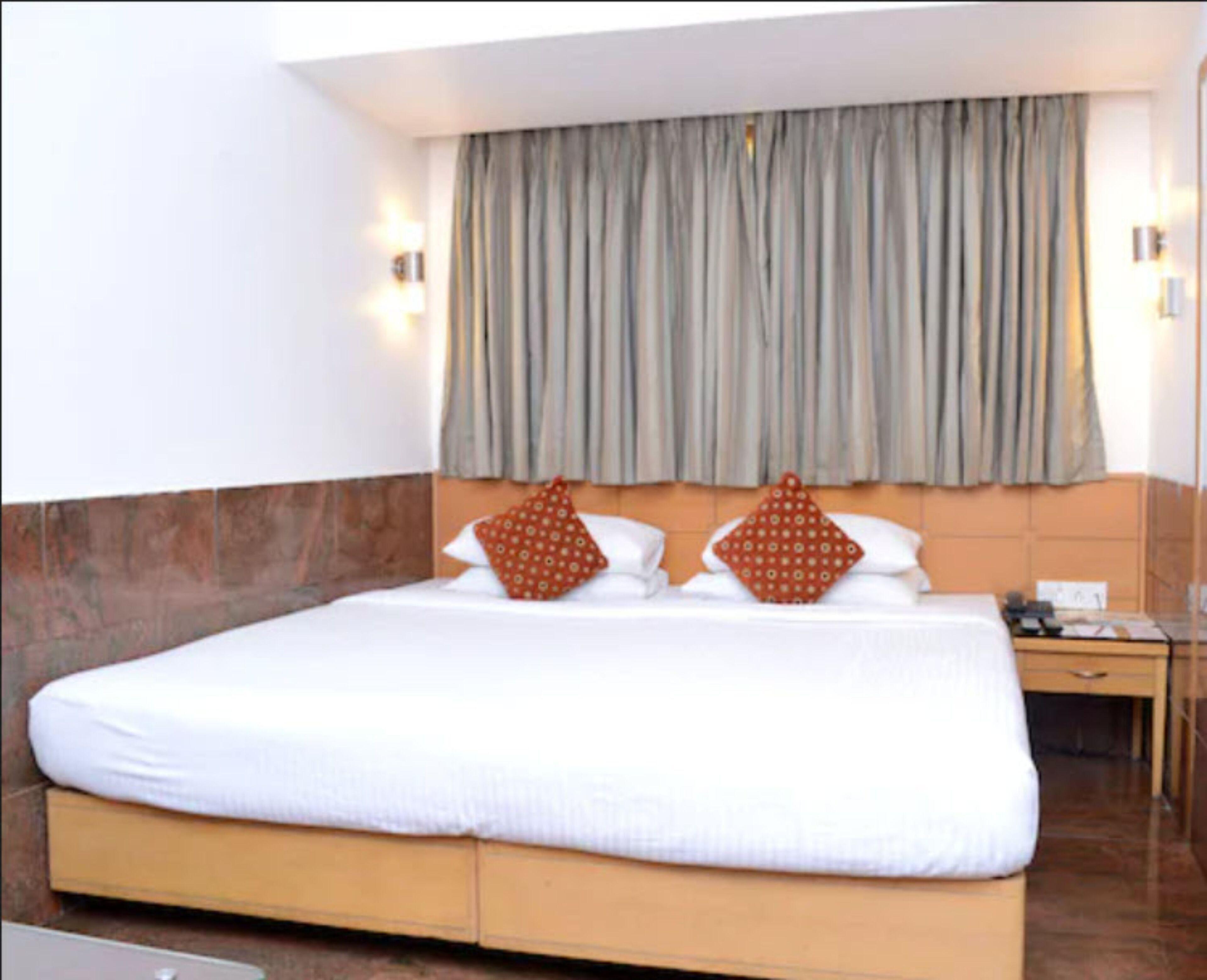 Ramee Guestline Hotel Khar — Photos 3